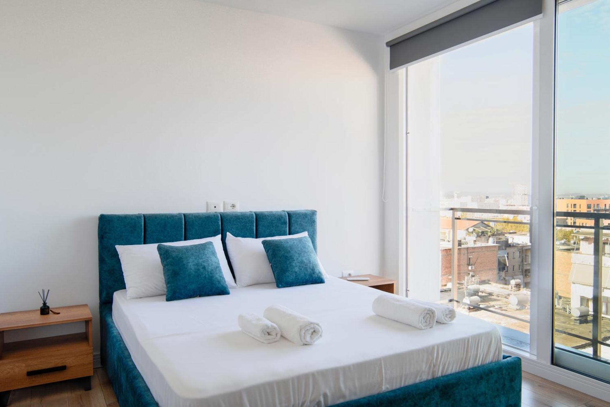 Urban Serenity City Skyline View Apartment 1 Тирана Экстерьер фото